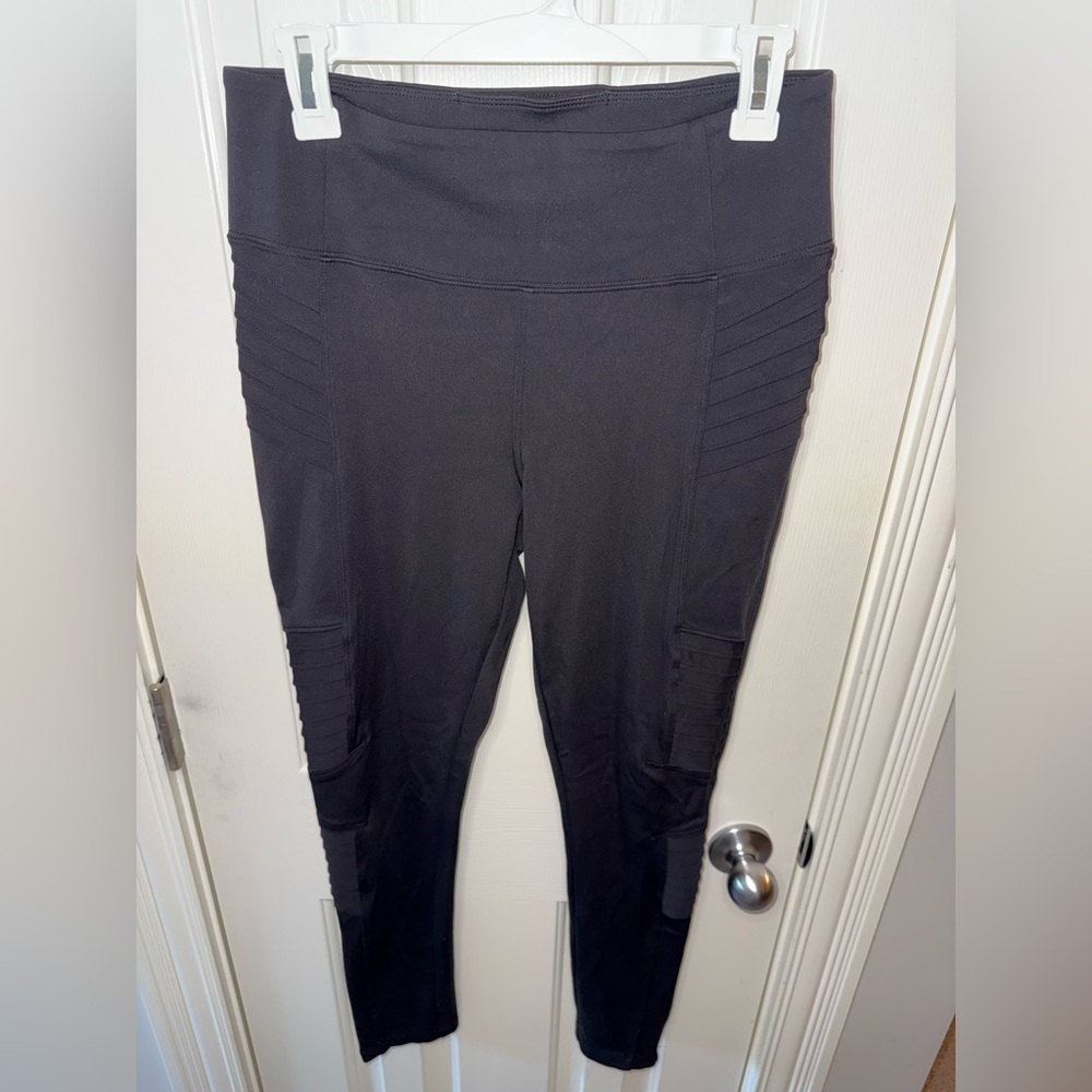 Athleta Delancey Black Moto Tight Size Medium